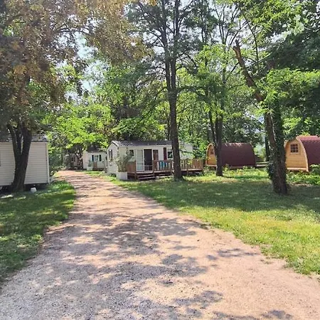 Rochecondrie キャンプ場